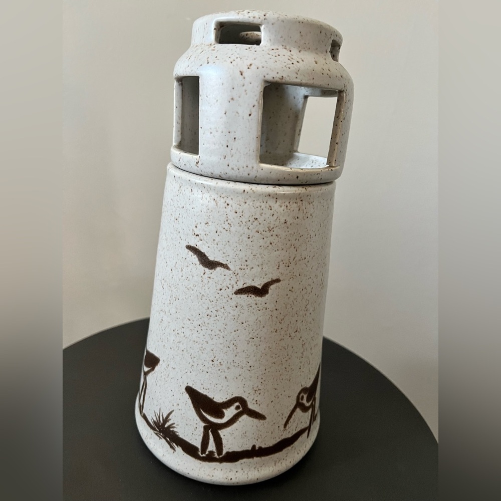 Sanibel Art Pottery Ceramic Lighthouse Vase table decor Birds  9.5" VTG '84
